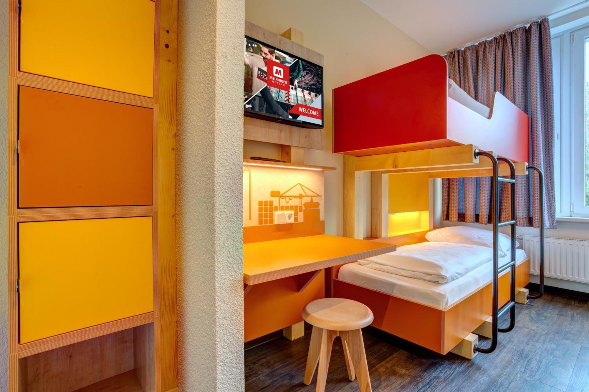 Meininger Center Hotel 3*